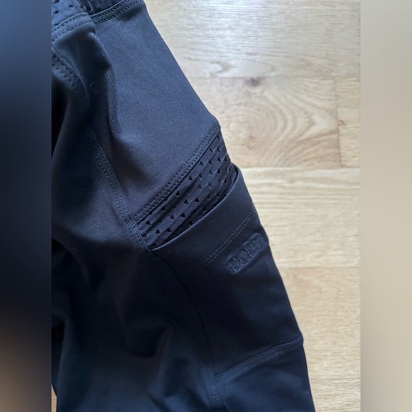 NWT** New Body Up Fitness CALCA TELA E ZIPER Sz Medium Athletic Workout Leggings - Picture 5 of 7